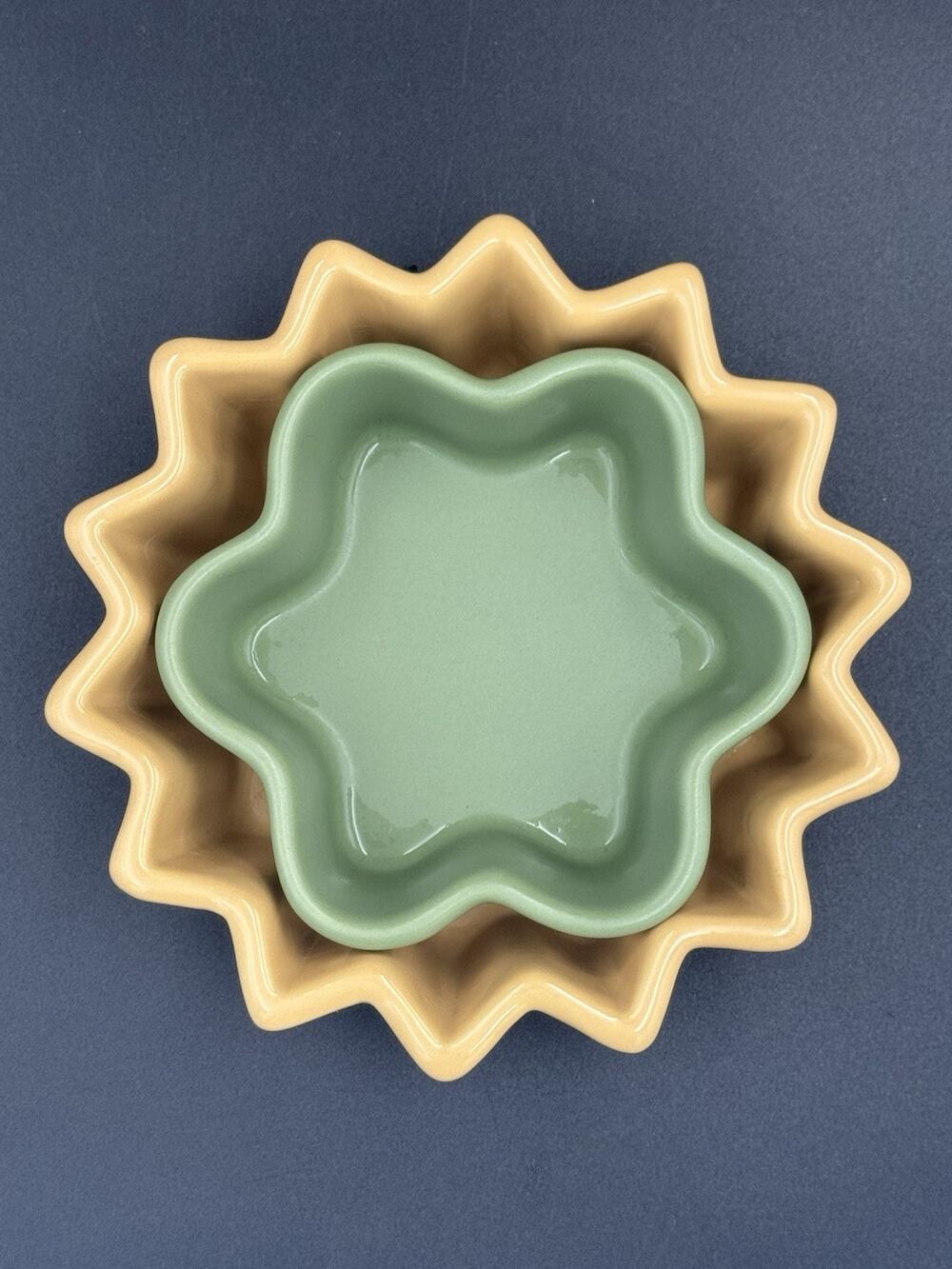 Vintage Chantal Stoneware Baking Dishes Set of 2 Yellow Sunburst Green Flower